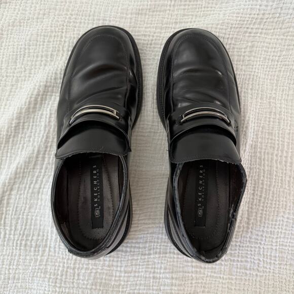 Skechers Slip On Loafer Size 13 Black Leather Silver Metal Rubber Sole - Picture 4 of 13